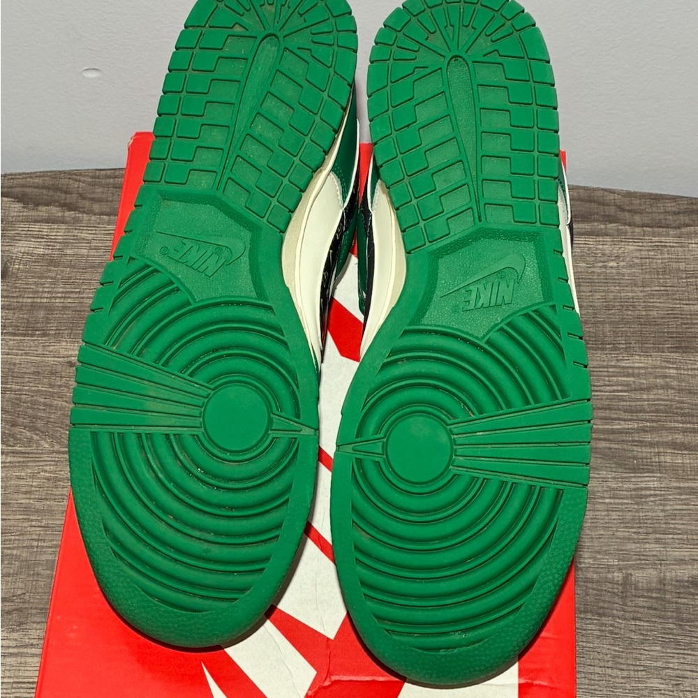 Size 10 - Nike Lottery Ticket Dunks